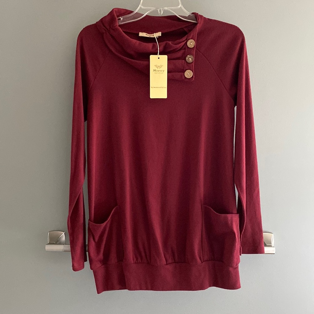 NWT Miusey Burgundy Button Collar Detail Long Sleeve Top Size Medium